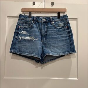 American Eagle Women’s Blue Distressed Mom Jean Shorts